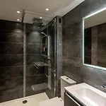 Royal View דירה *