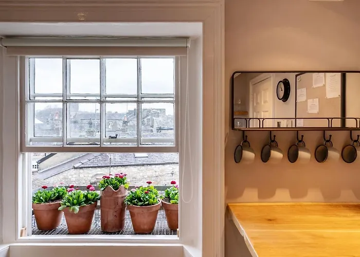 Royal View Apartment *