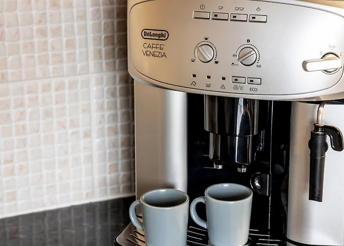 Royal View Apartment